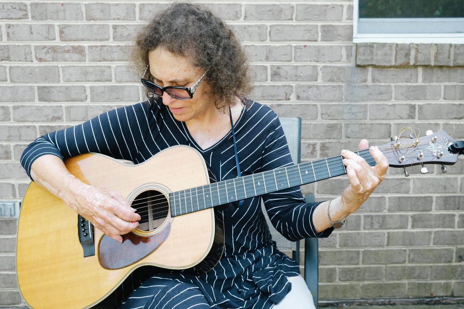Blues Guitar with Joan Fenton
