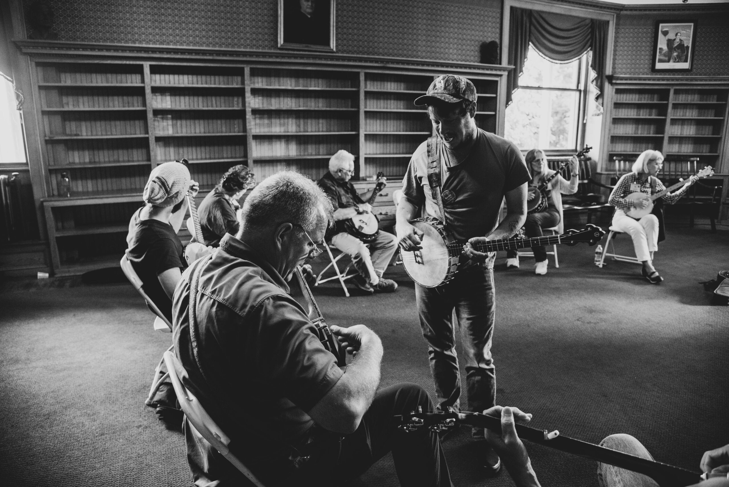 Clawhammer Banjo from Scratch with Kevin Chesser