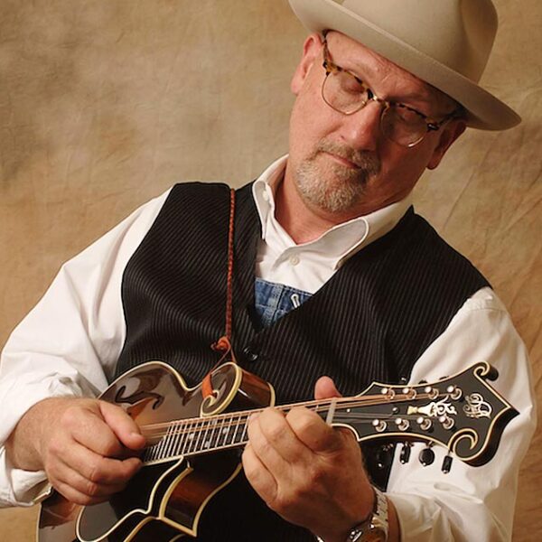 Technique Studies and Mandolin Ensemble Class with Mike Compton